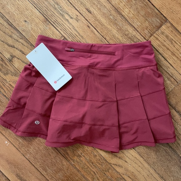 NWT Lululemon Pace Rival tennis REGULAR LENGTH Mulled Wine Skirt 13"   Size 4 - Picture 5 of 7